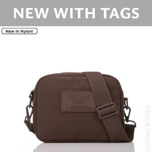 Aloha Collection Keep it Light Le Tour